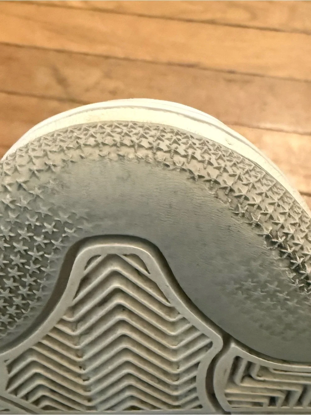 Jordan 4 Retro 